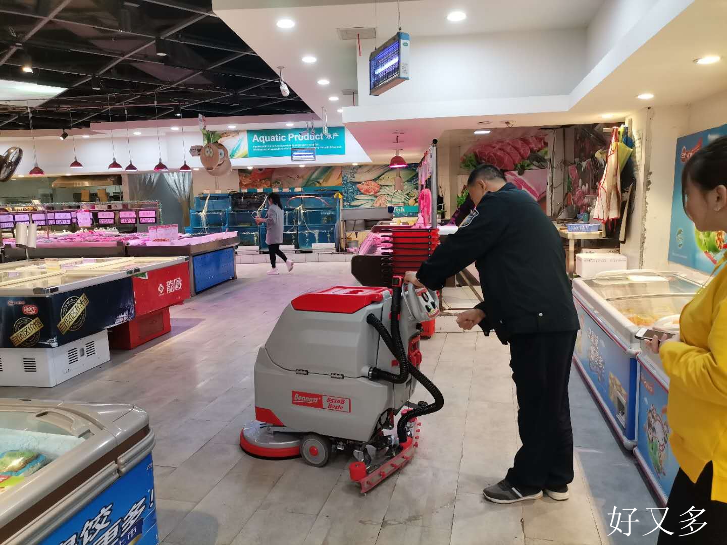 物業(yè)清潔承包設備